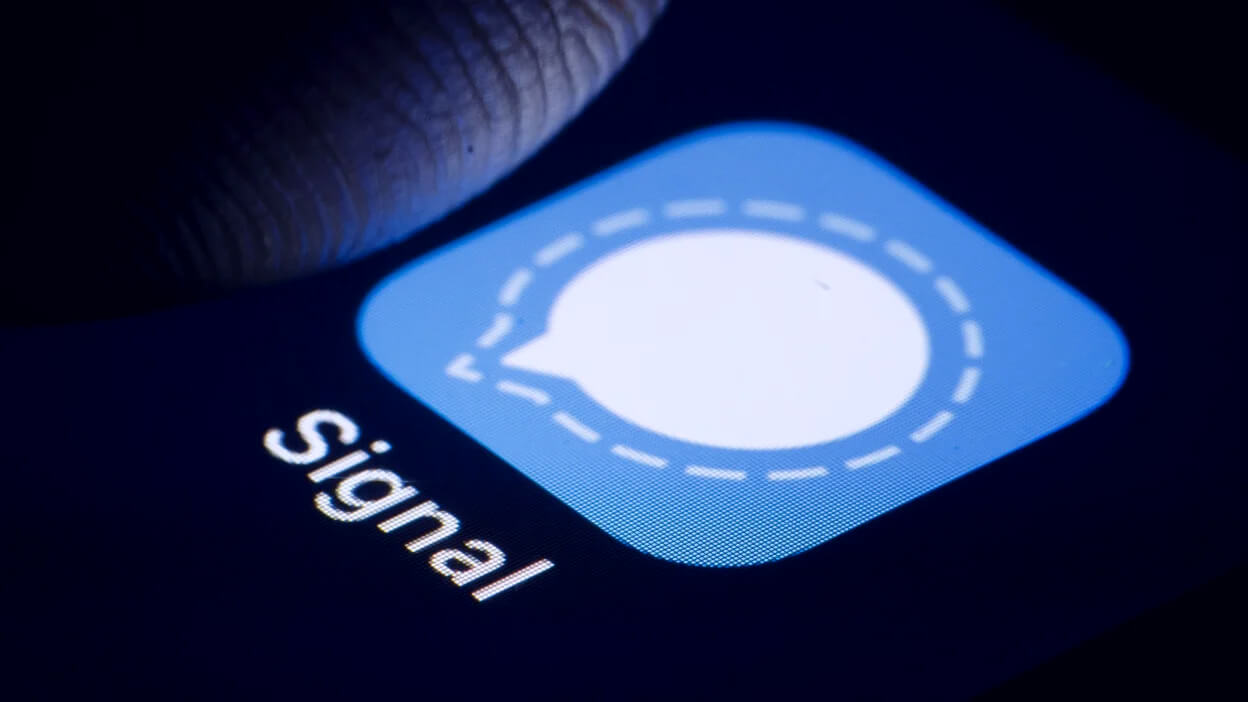 Signal: Privacy-First Messaging